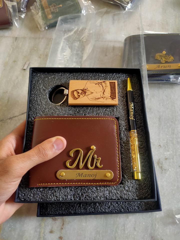 Customise 3 pc wooden sketch